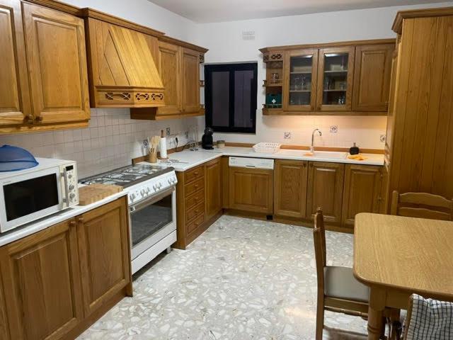 Spacious 3 Bedroom Apartment In The Heart Of St Julians San Ġiljan Extérieur photo