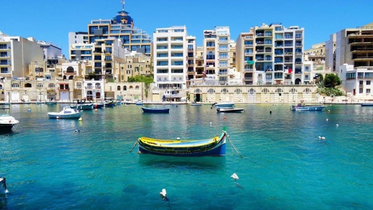 Spacious 3 Bedroom Apartment In The Heart Of St Julians San Ġiljan Extérieur photo