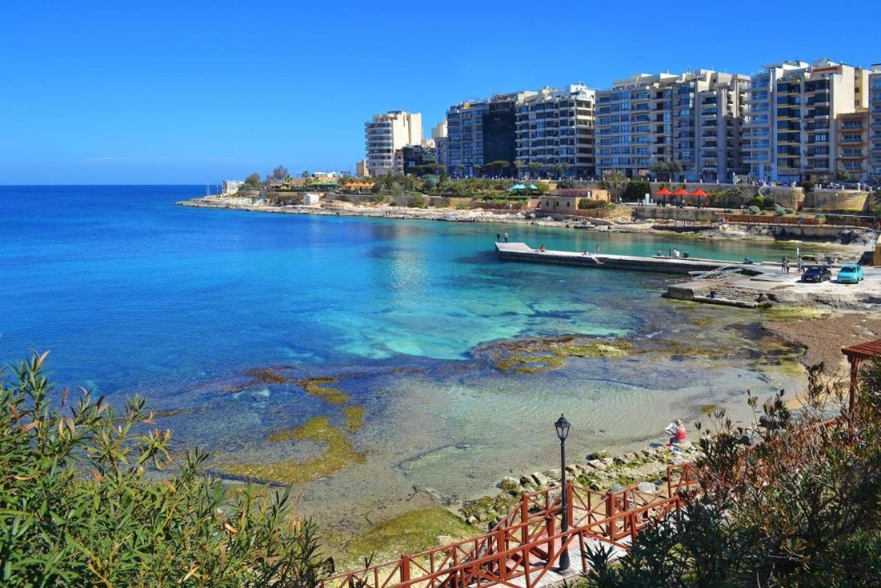 Spacious 3 Bedroom Apartment In The Heart Of St Julians San Ġiljan Extérieur photo