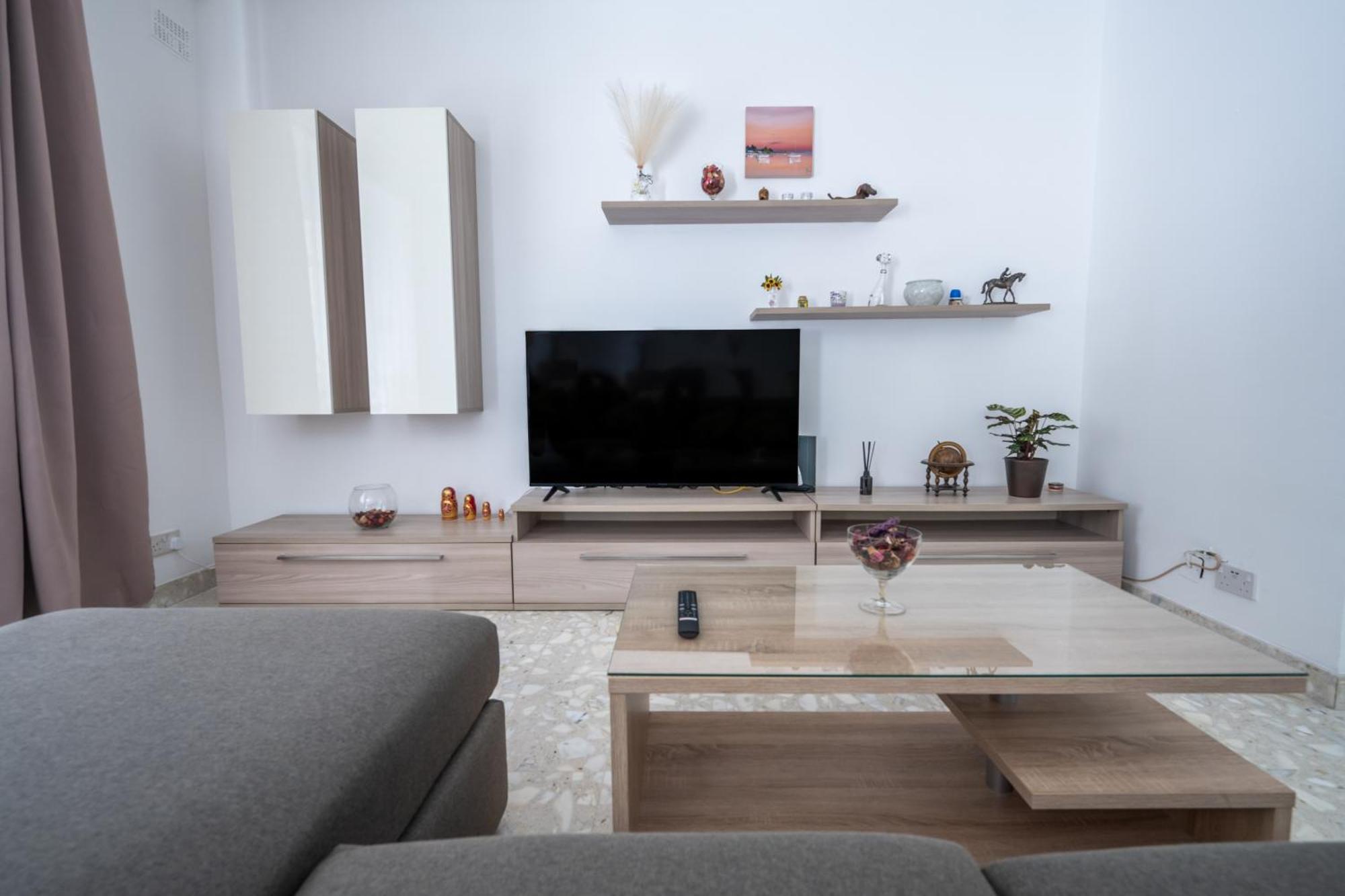 Spacious 3 Bedroom Apartment In The Heart Of St Julians San Ġiljan Extérieur photo