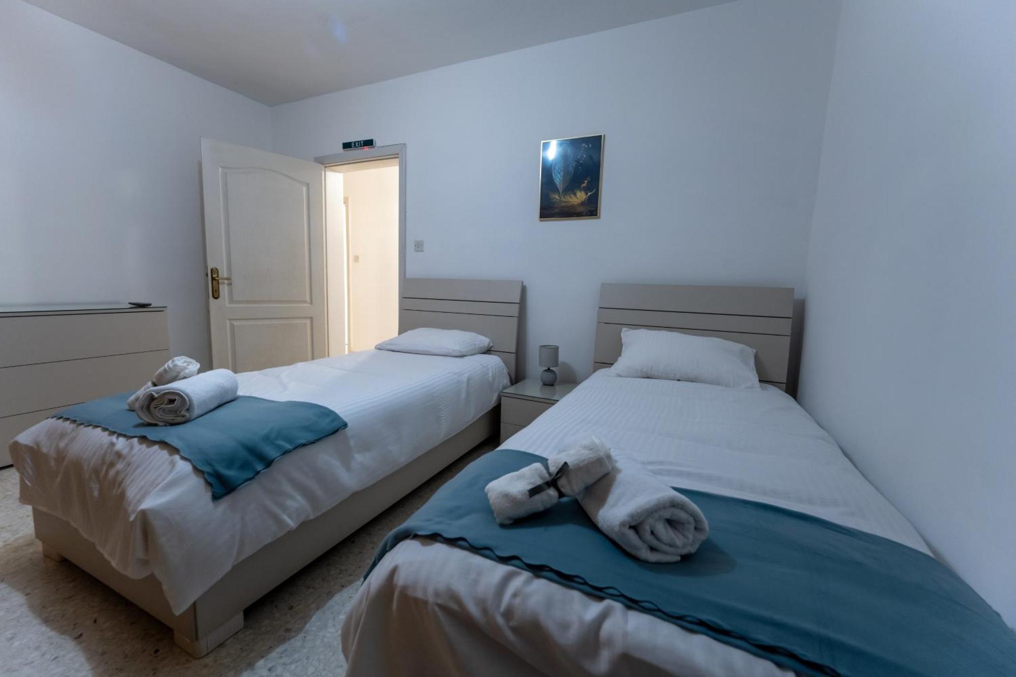 Spacious 3 Bedroom Apartment In The Heart Of St Julians San Ġiljan Extérieur photo