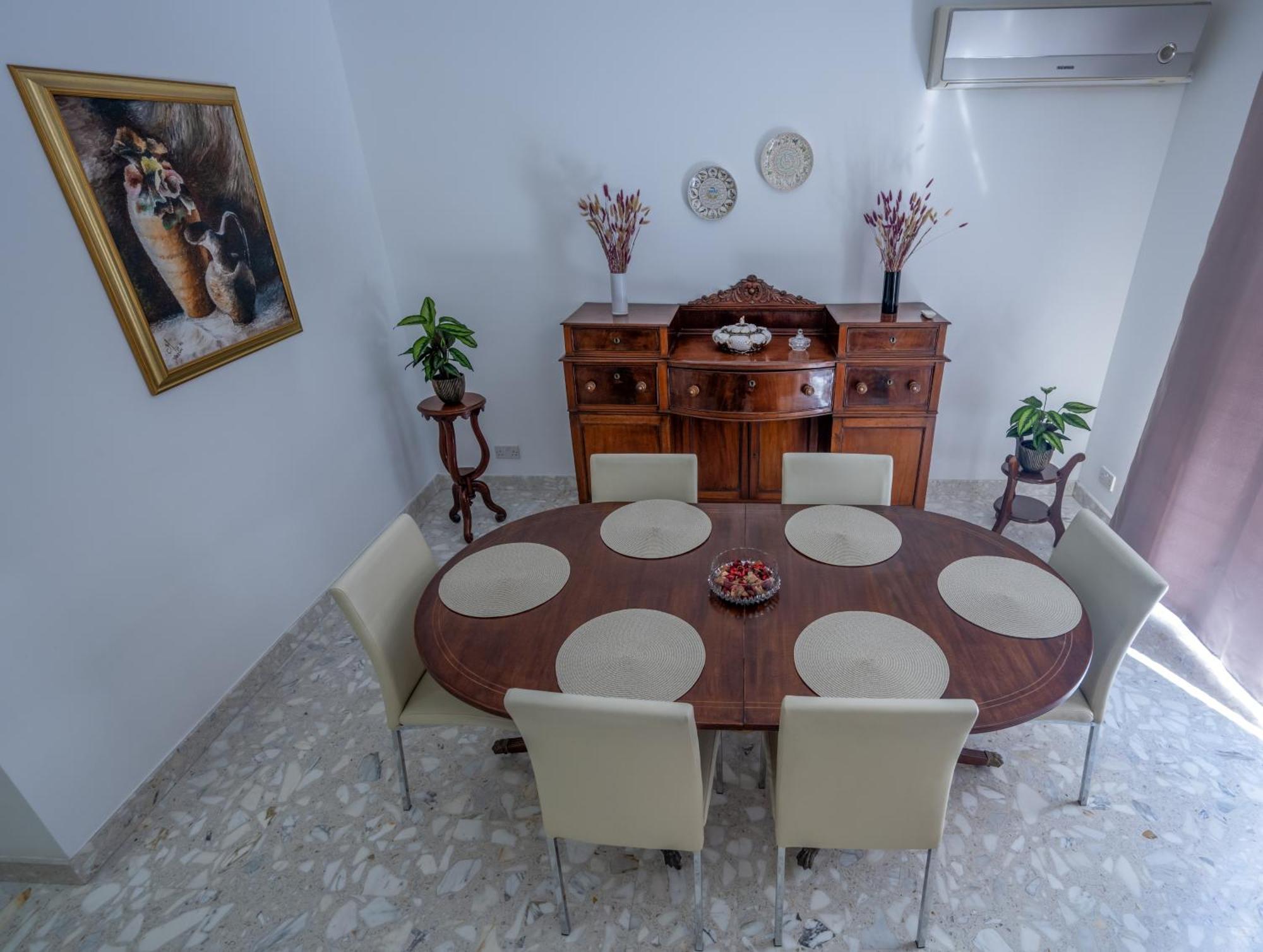 Spacious 3 Bedroom Apartment In The Heart Of St Julians San Ġiljan Extérieur photo