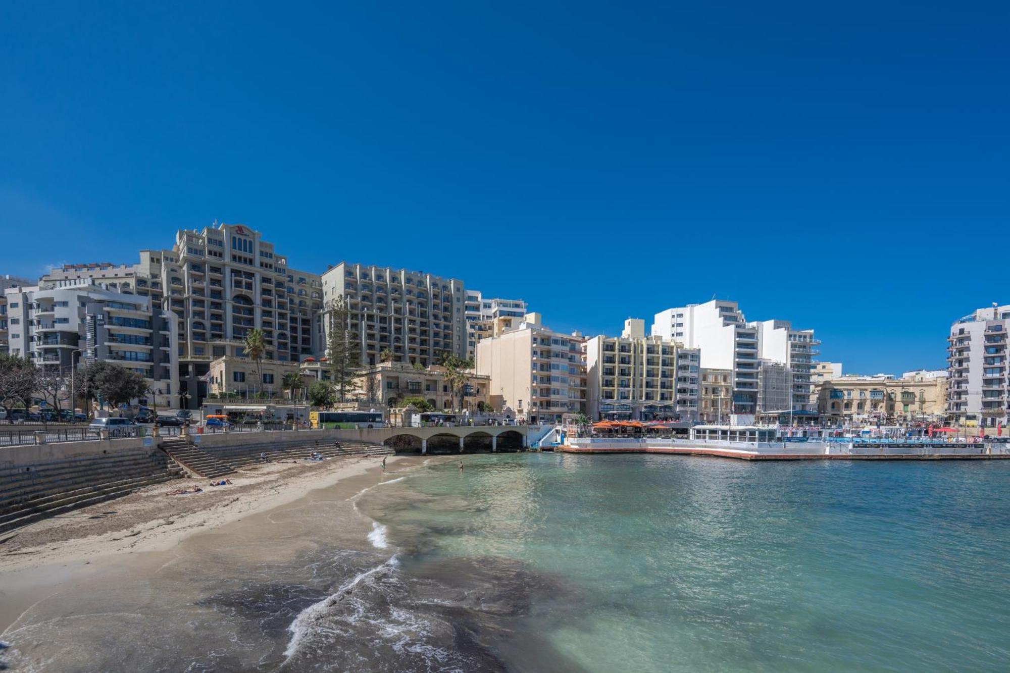 Spacious 3 Bedroom Apartment In The Heart Of St Julians San Ġiljan Extérieur photo